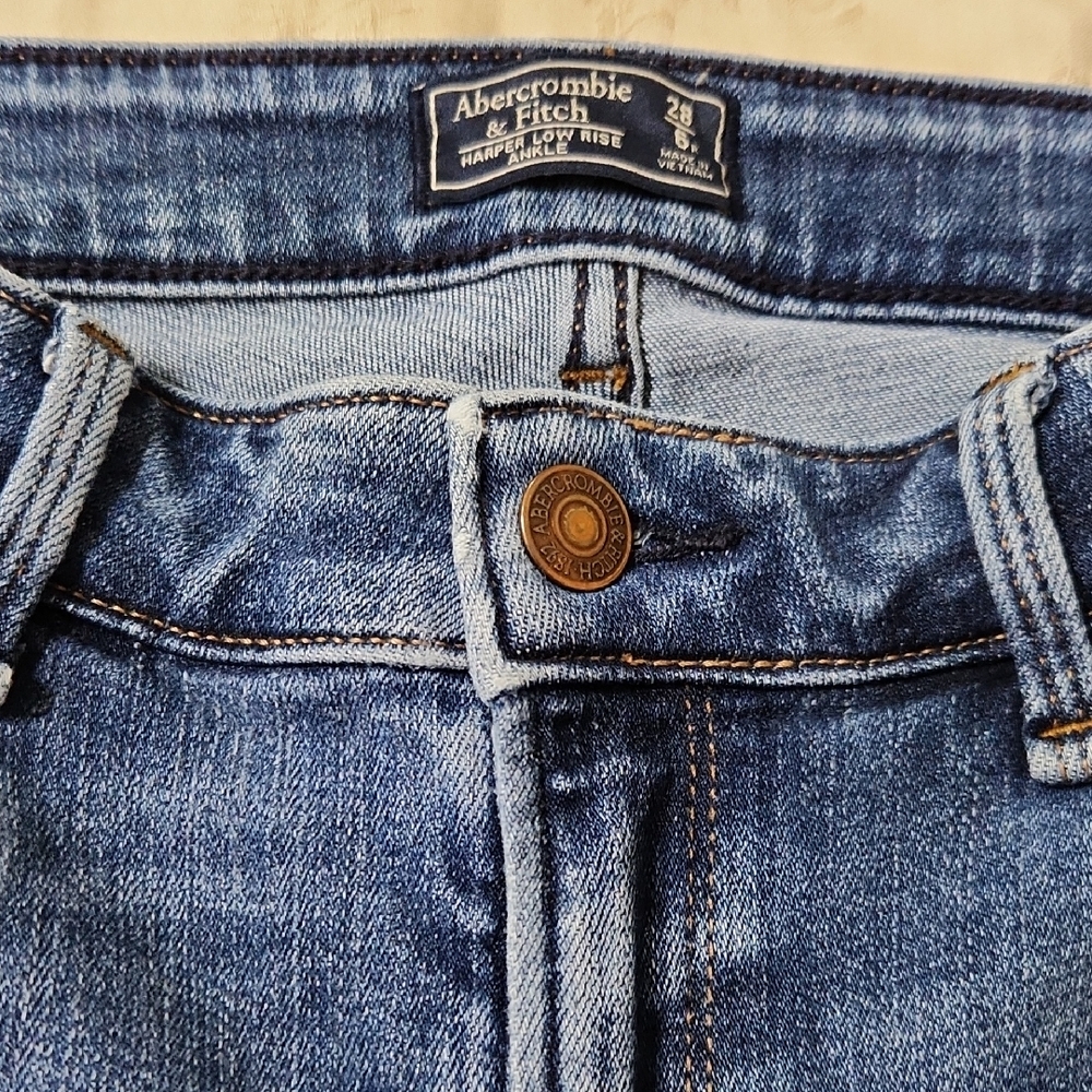 Abercrombie & Fitch Women's High Rise Denim Jeans